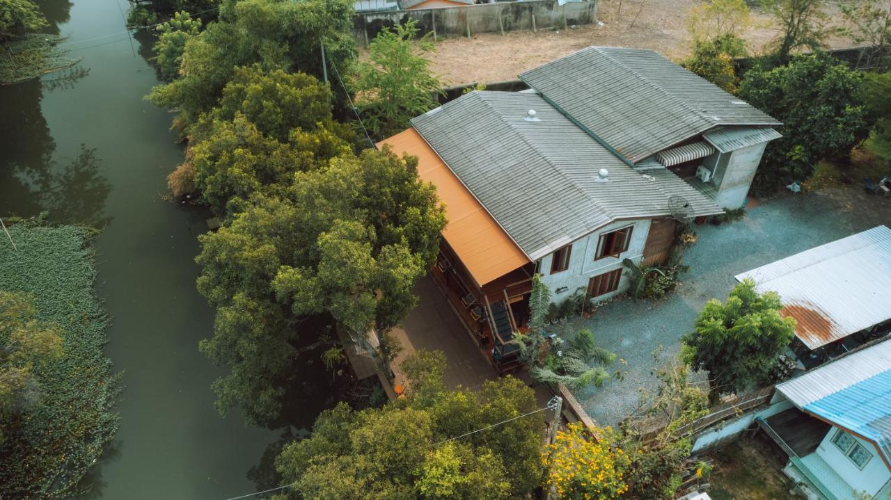 Banmai87 Guest House บ้านไม้87 เกสต์เฮ้าส์ Phra Nakhon Si Ayutthaya Exterior photo