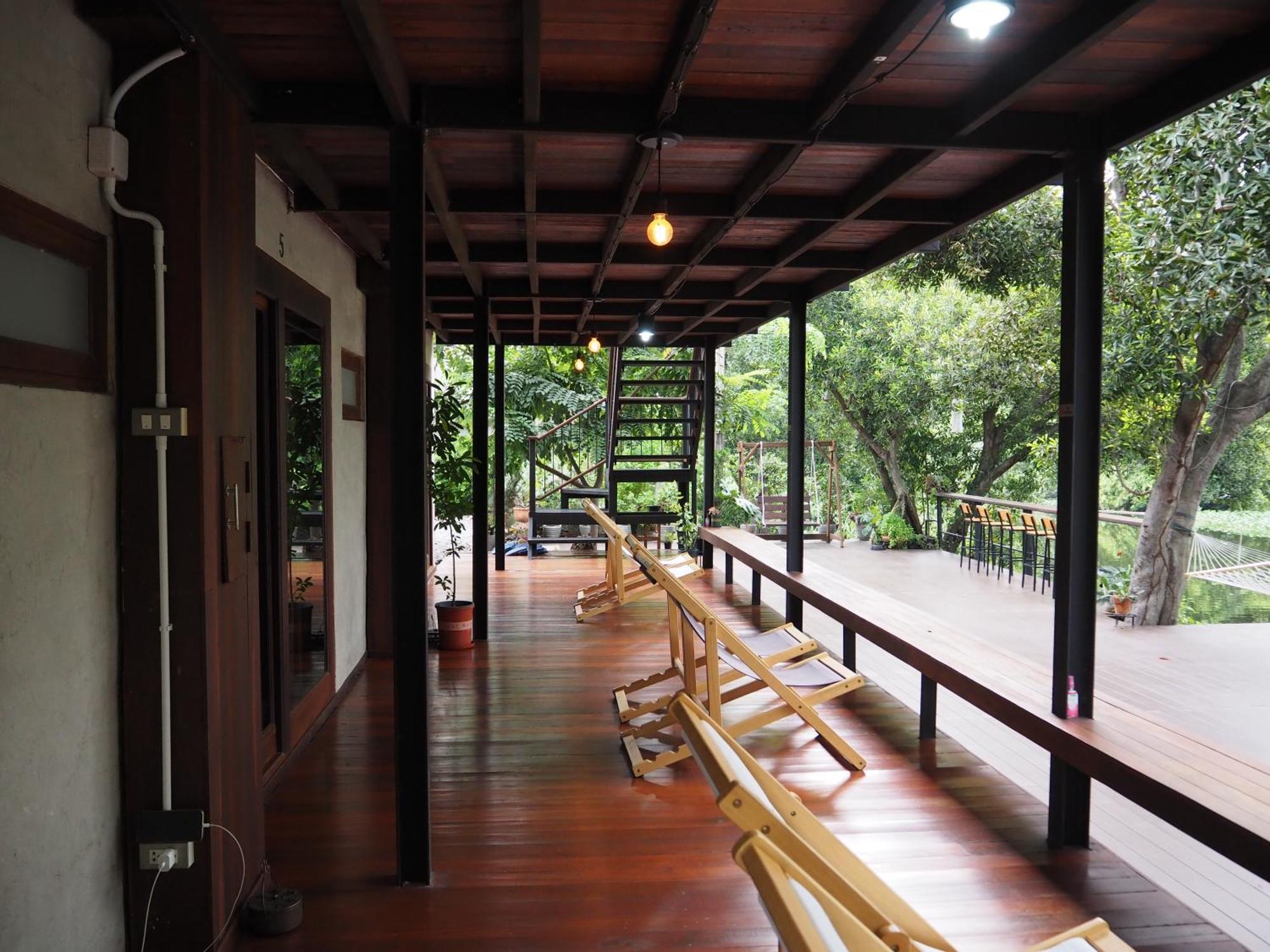 Banmai87 Guest House บ้านไม้87 เกสต์เฮ้าส์ Phra Nakhon Si Ayutthaya Exterior photo